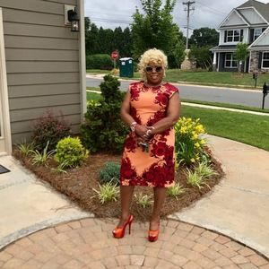 Meet your Posher, Angela